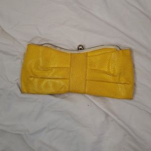 Yellow clutch